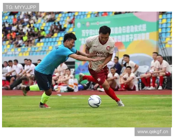 多线激战焦点对决本轮足球赛况全面汇总与走势解析精彩瞬间回顾