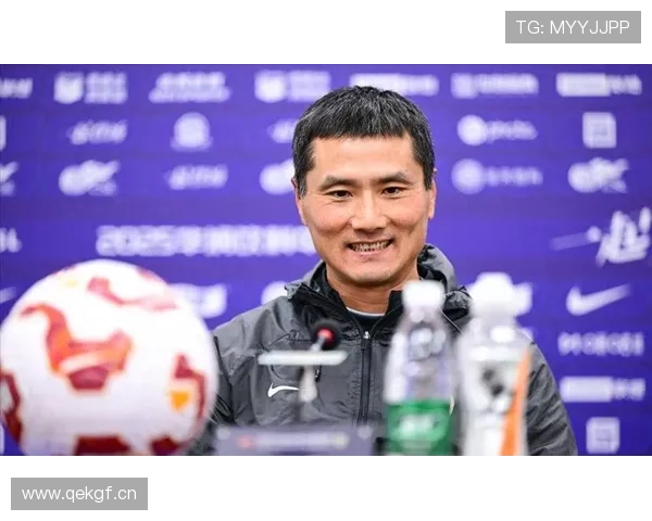 国足新帅邵佳一高强度集训加U23亚洲杯晋级四强迎战越南备战未来赛事